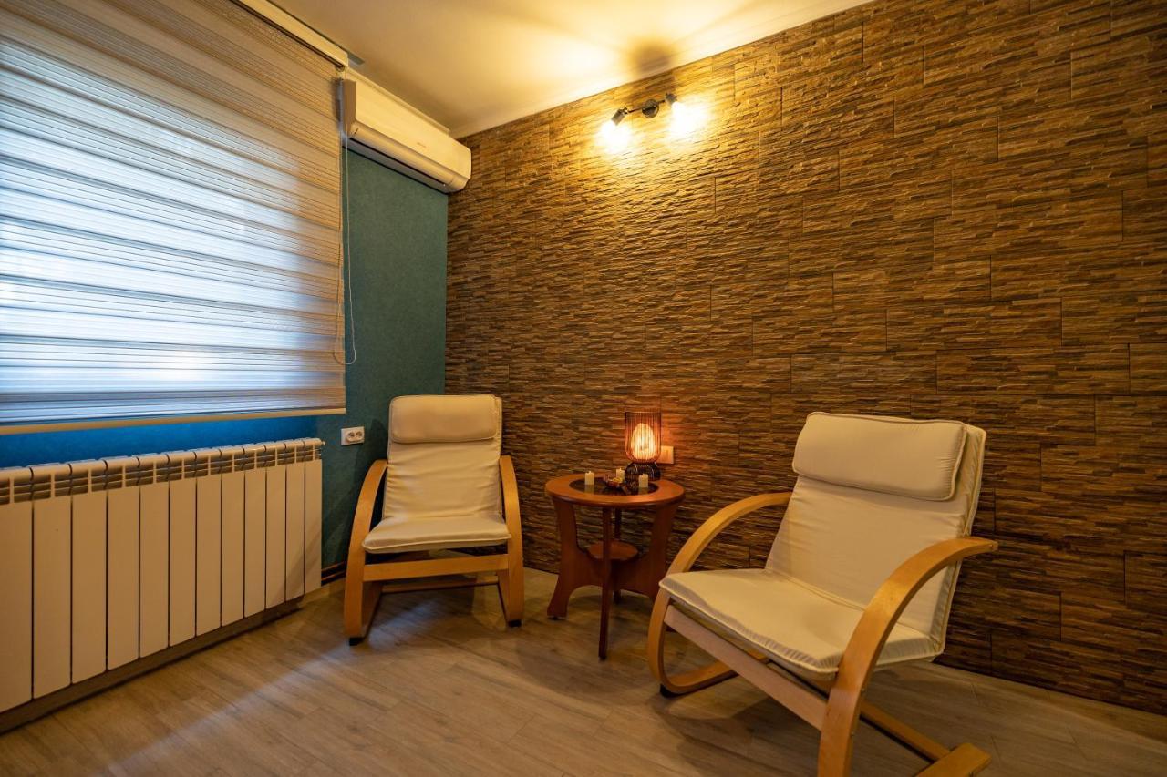 Garni Hotel Lama Kragujevac Exterior photo